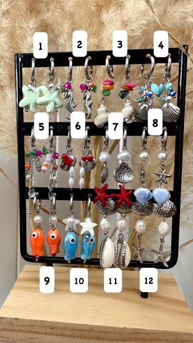 BOUCLES D'OREILLES