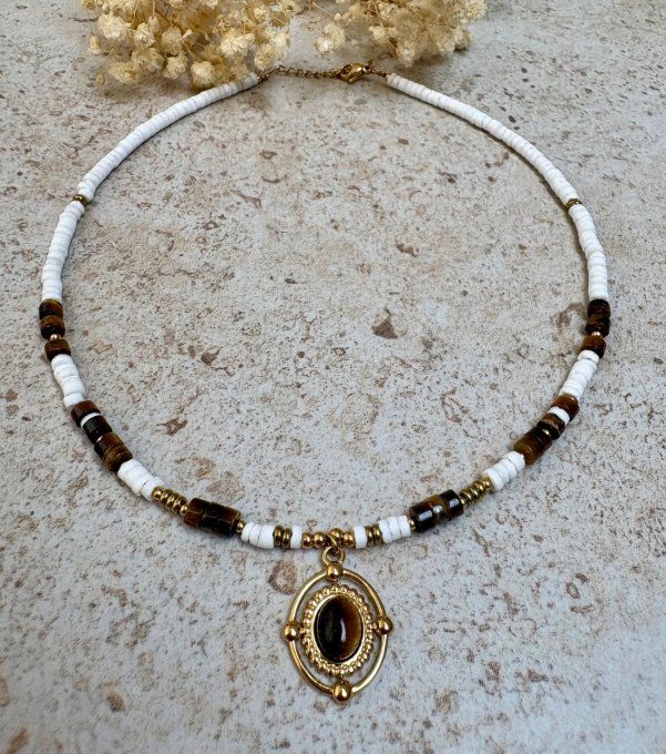 COLLIER AMELIA